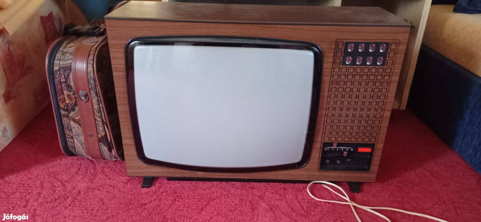 Retro televiziók szép állapotban eladók. Ár 5000 Ft db