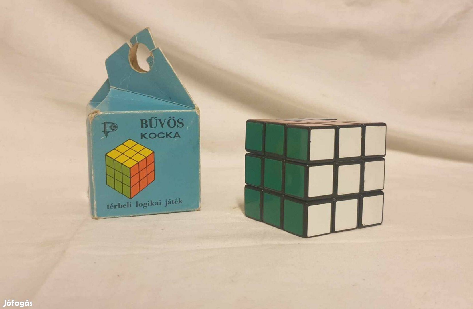 Retró ügyességi Rubik kocka