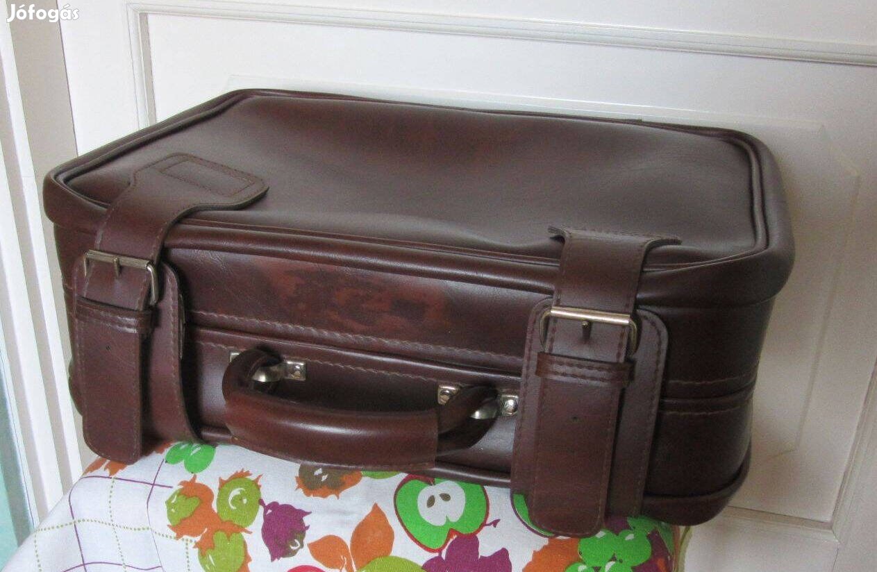 Retro utazó bőrönd régi bőr utazó táska koffer