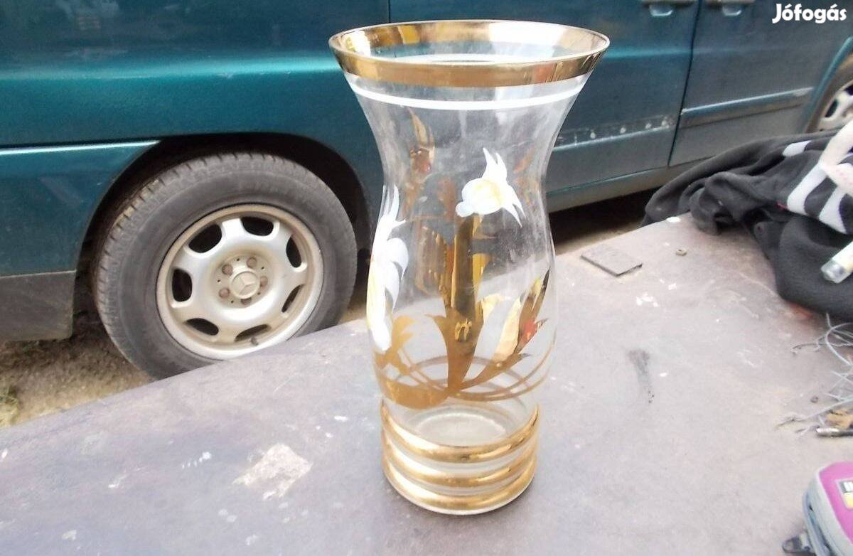 Retro üveg váza festett és arany szin diszitéssel posta is