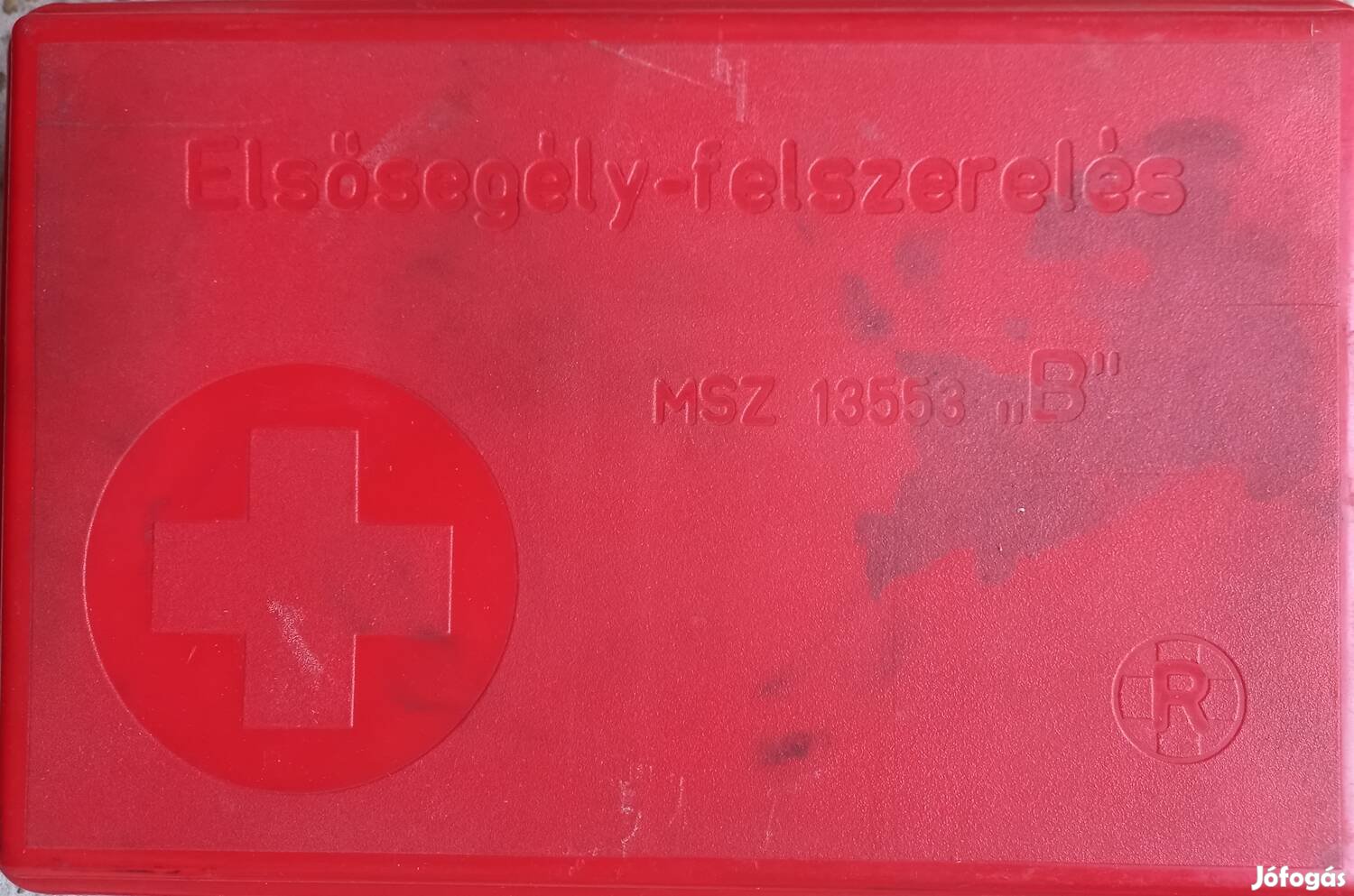 Retro veterán elsősegély doboz