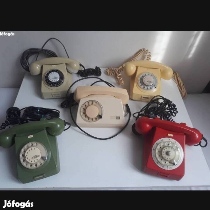 Retro vezetékes tárcsás telefonok