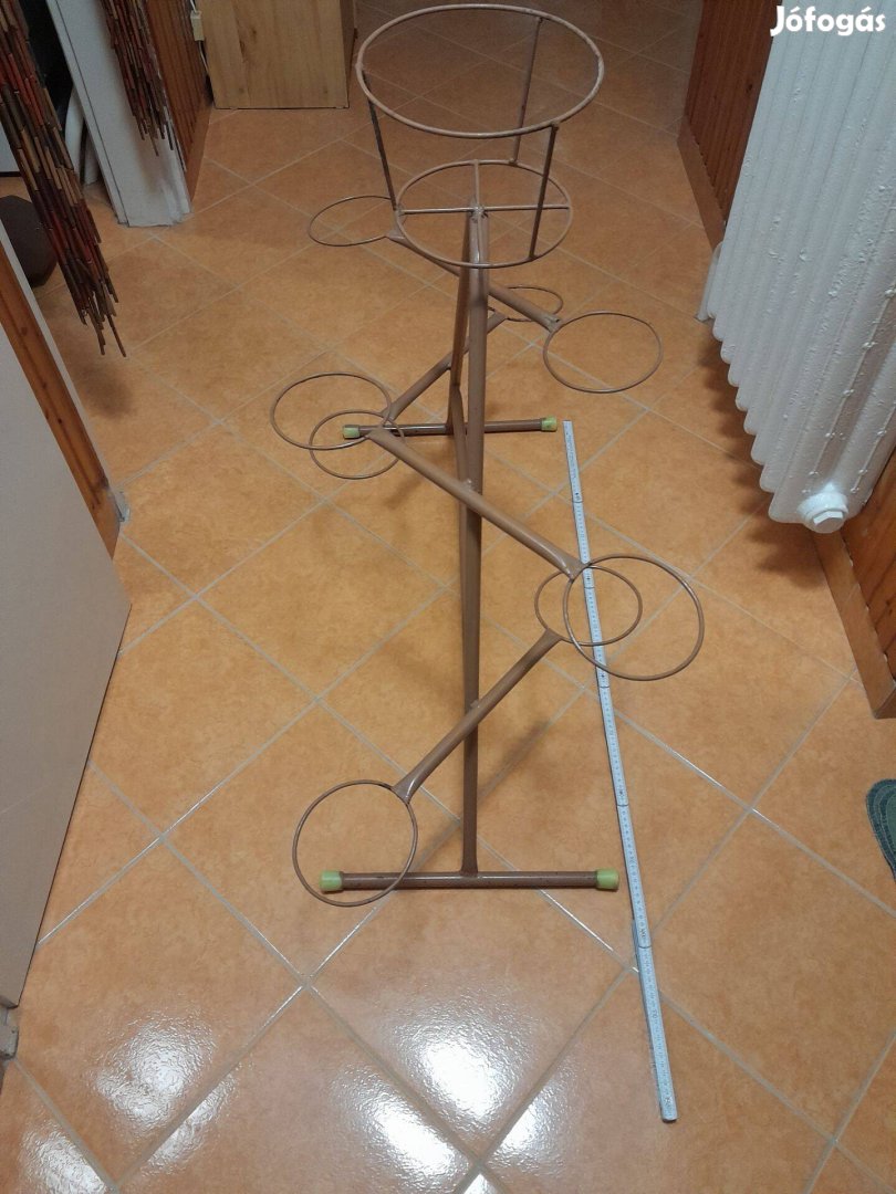 Retro virágállvány virágtartó fém 9 férőhelyes 90x90x41cm