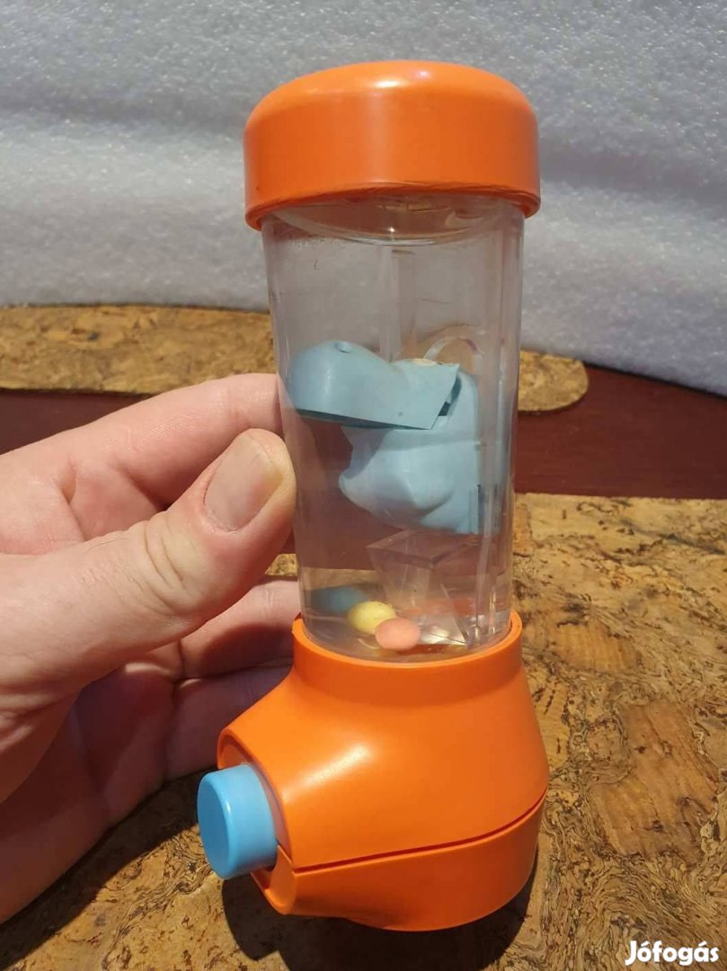 Retro vizilovas ügyességi társasjáték nem ereszt jól