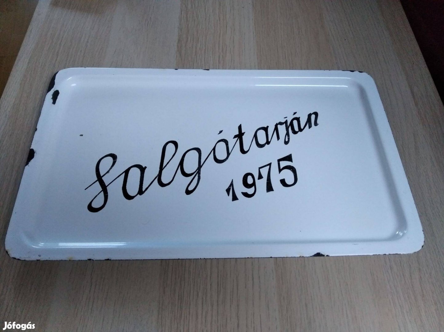 Retro zománc tálca "Salgótarján 1975." (40 x 24 cm.)