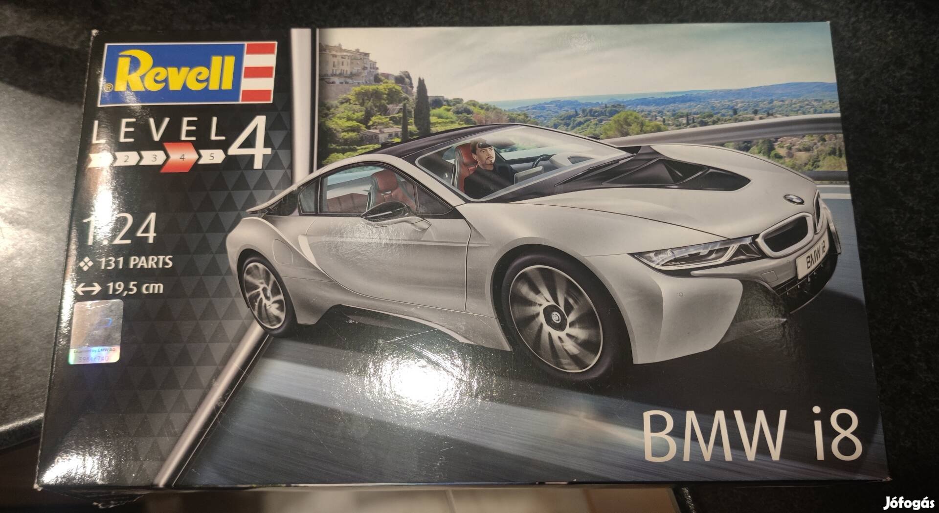 Revell BMW i8 modell autó