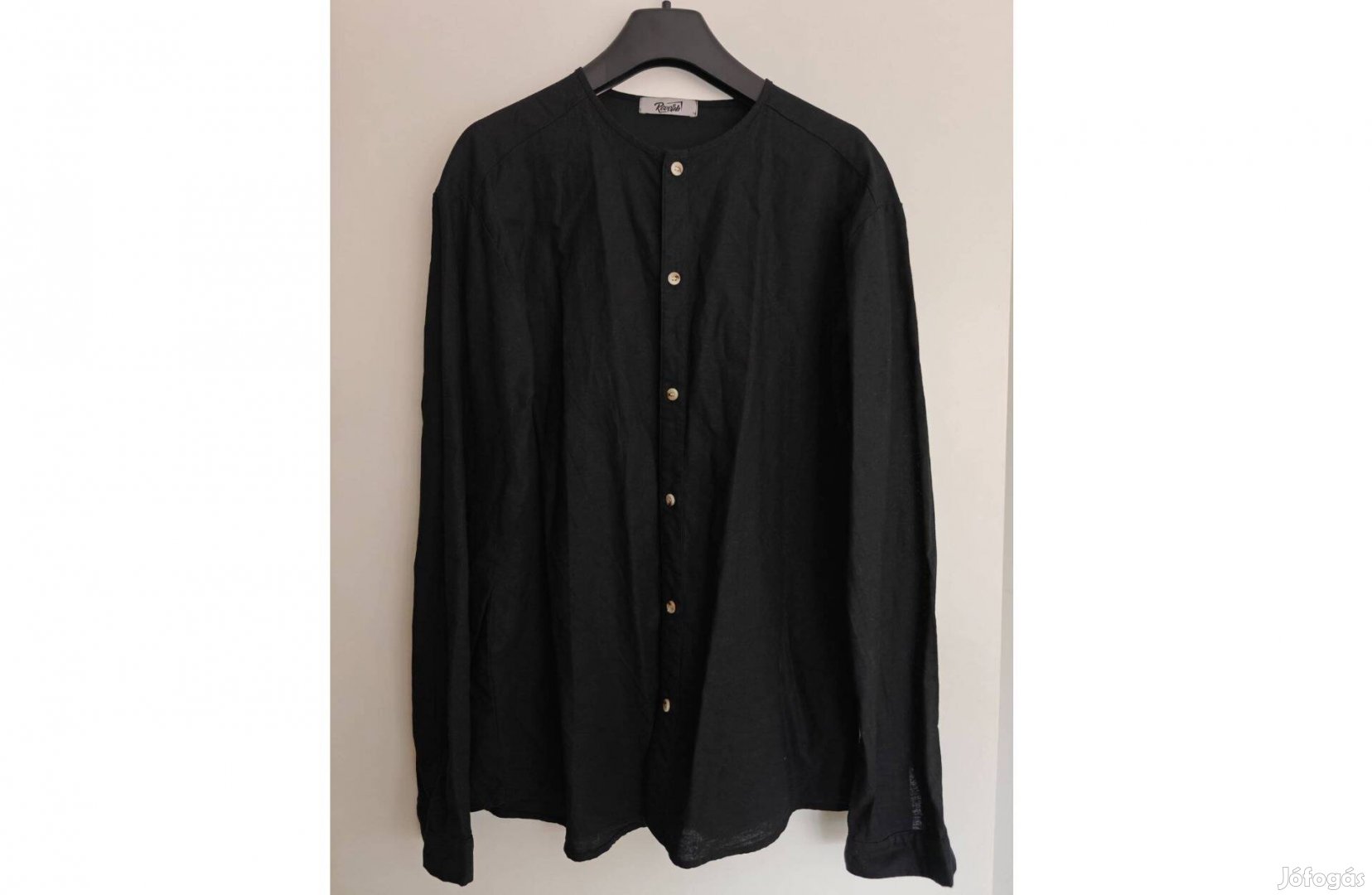 Reverb fekete, hosszú ujjú, gallér nélküli, gombos