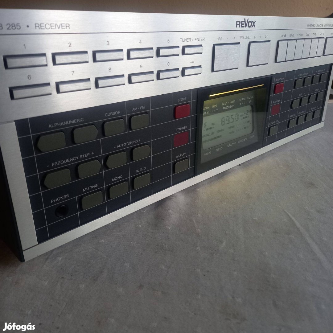 Revox B285 receiver .Patika állapotban