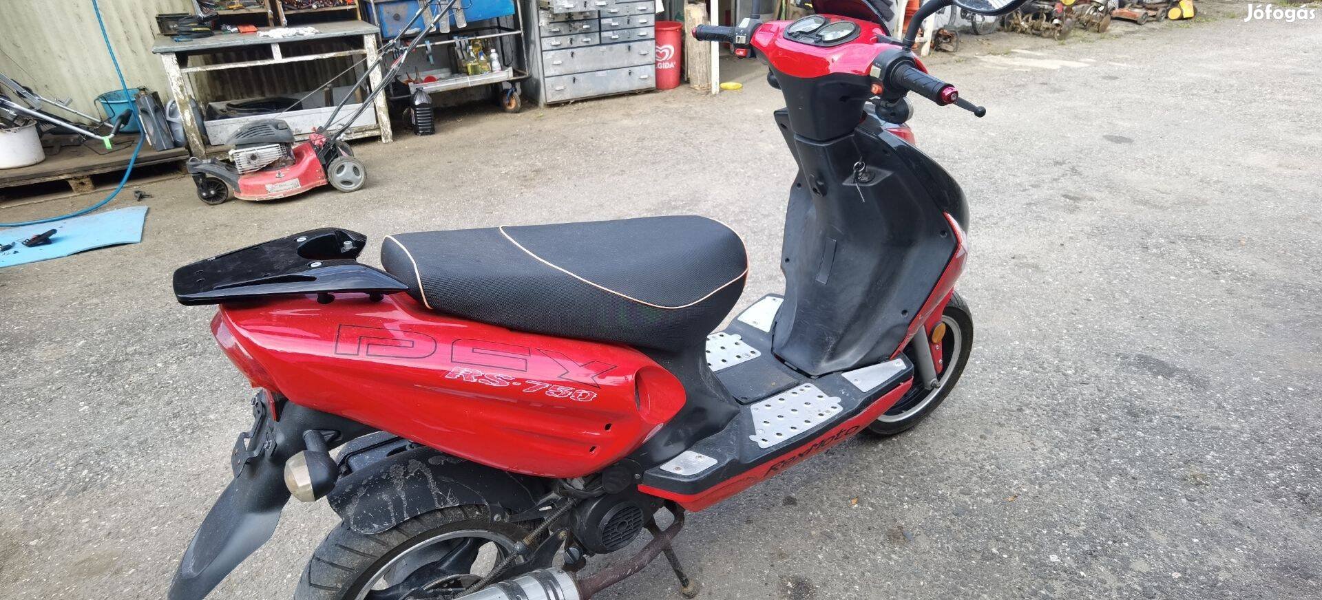 Rex RS 750 motor eladó