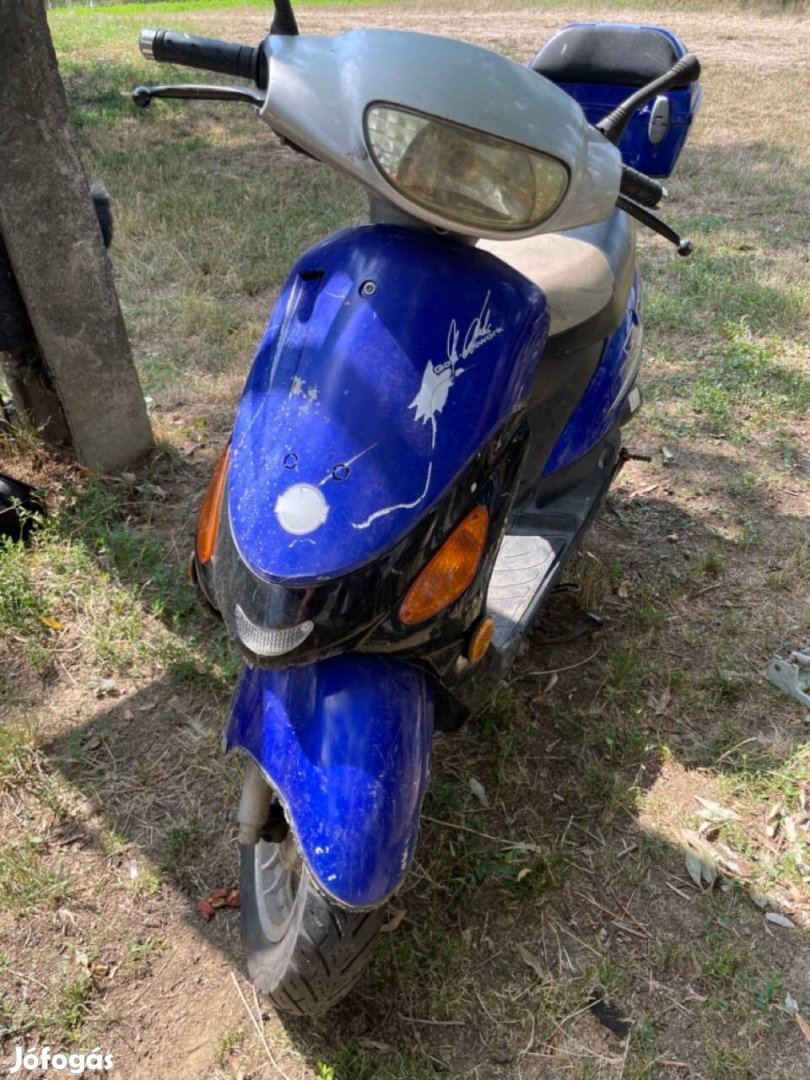 Rex rs450 + rengeteg robogó alkatrész