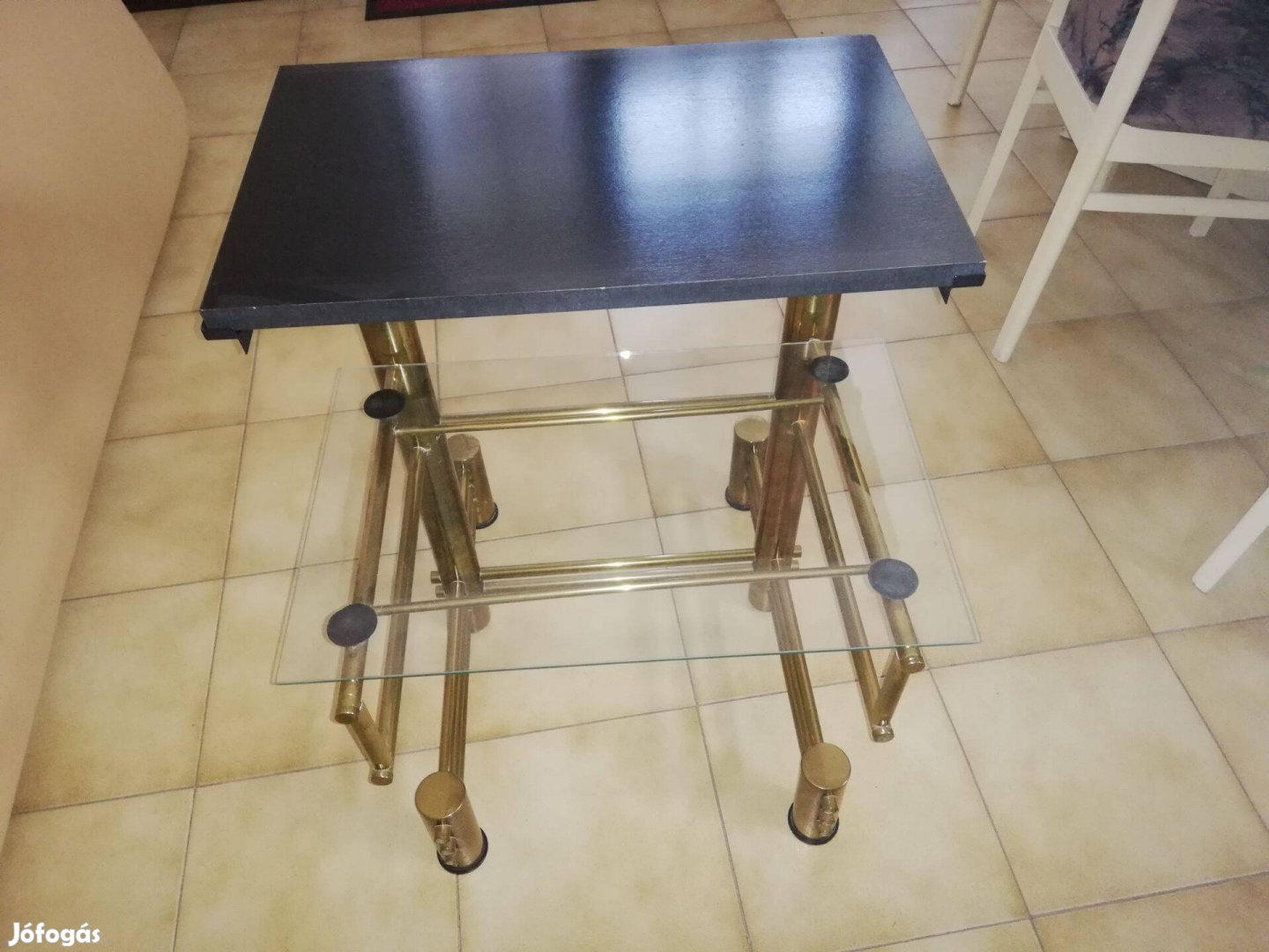 Réz álvány üveg polcal eladó