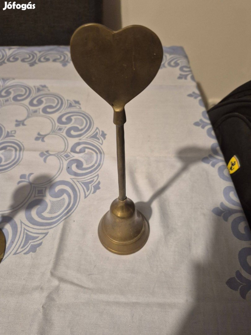 Réz harang szív mintázattal