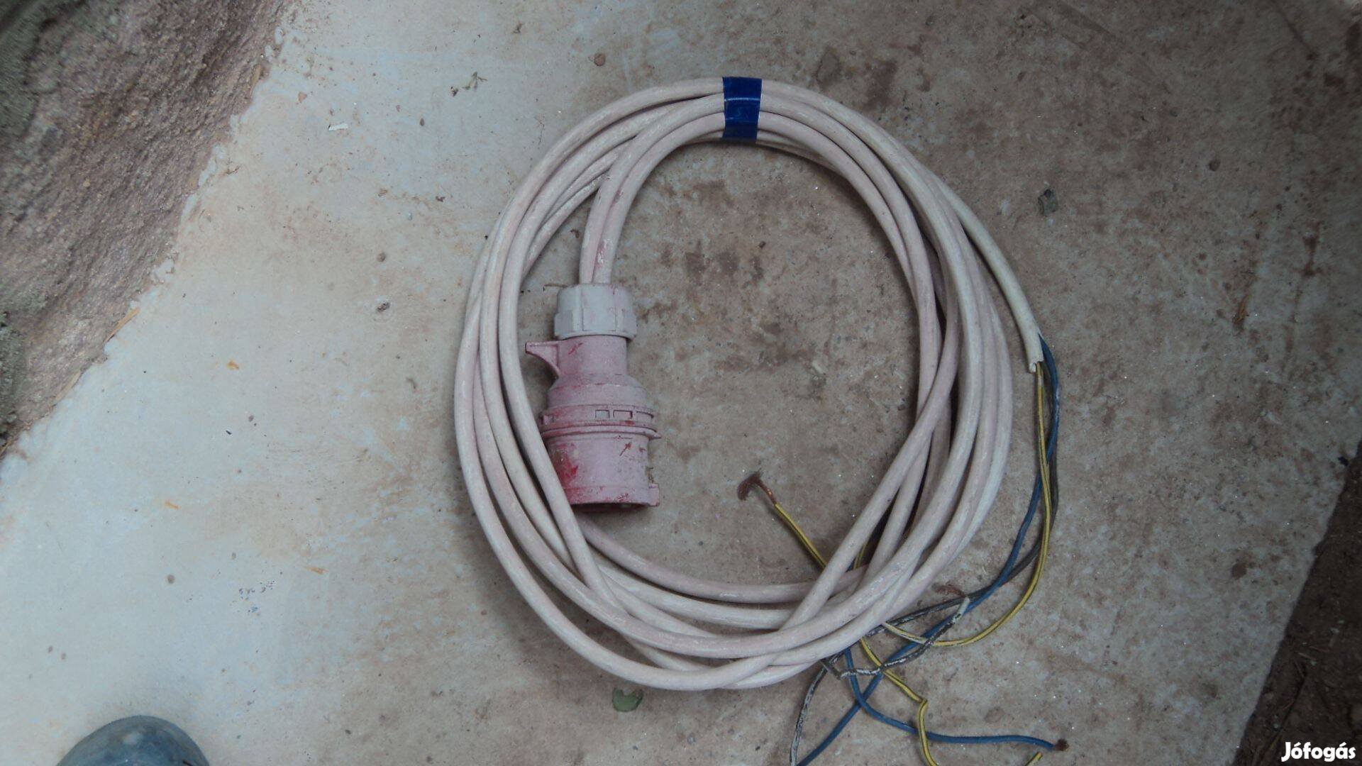 Réz kábel (sodrott, + csatlakozó 380V)