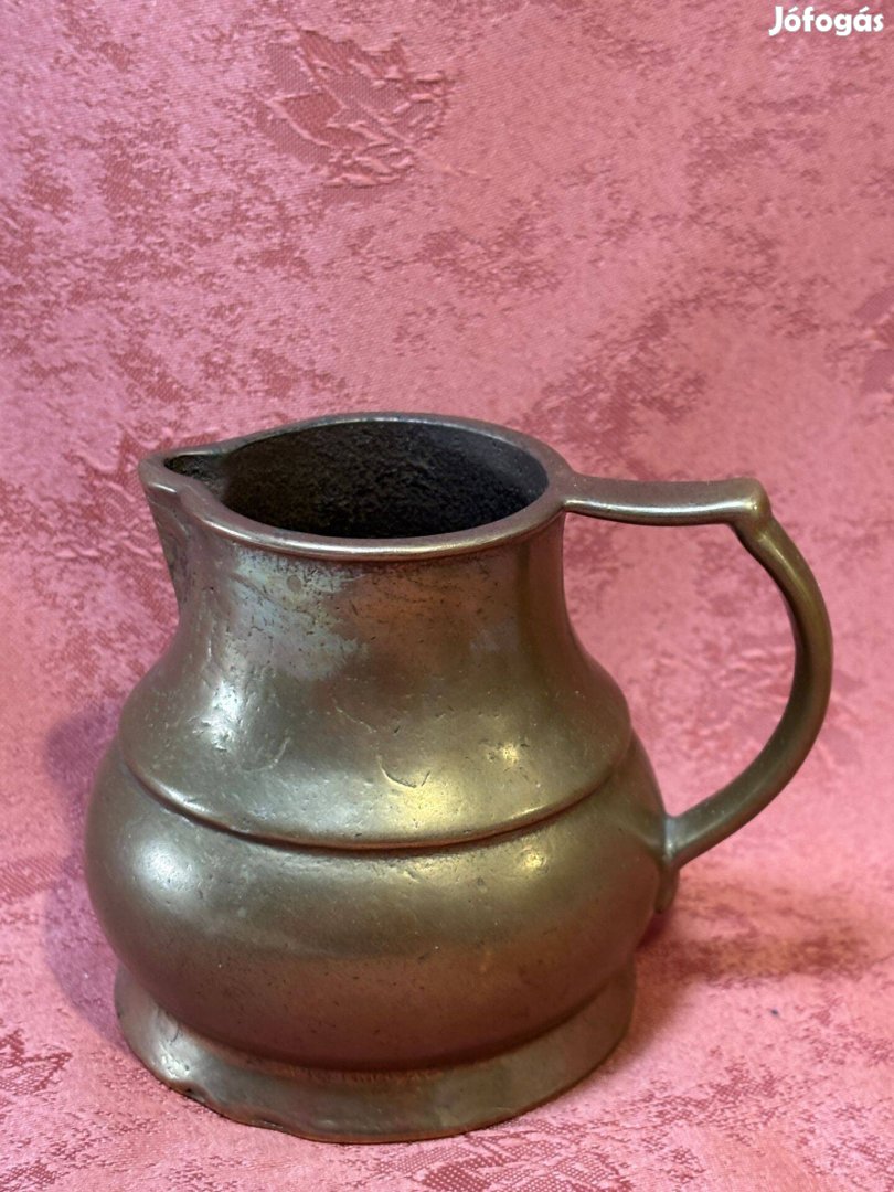 Réz kancsó, kiöntő, 722 gramm