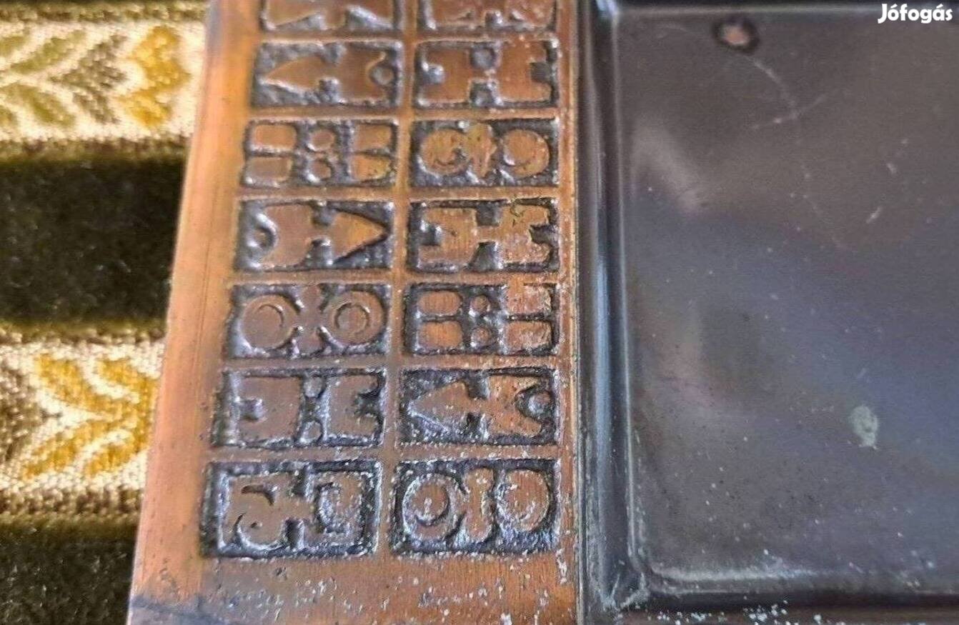 Réz képzőművészeti kis tálca