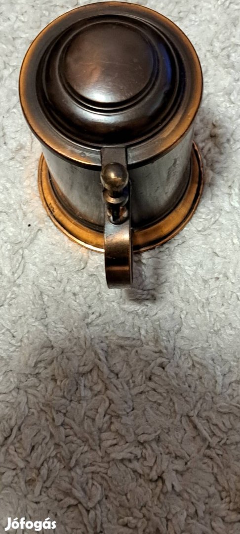 Rézbevonatú kis kancsó