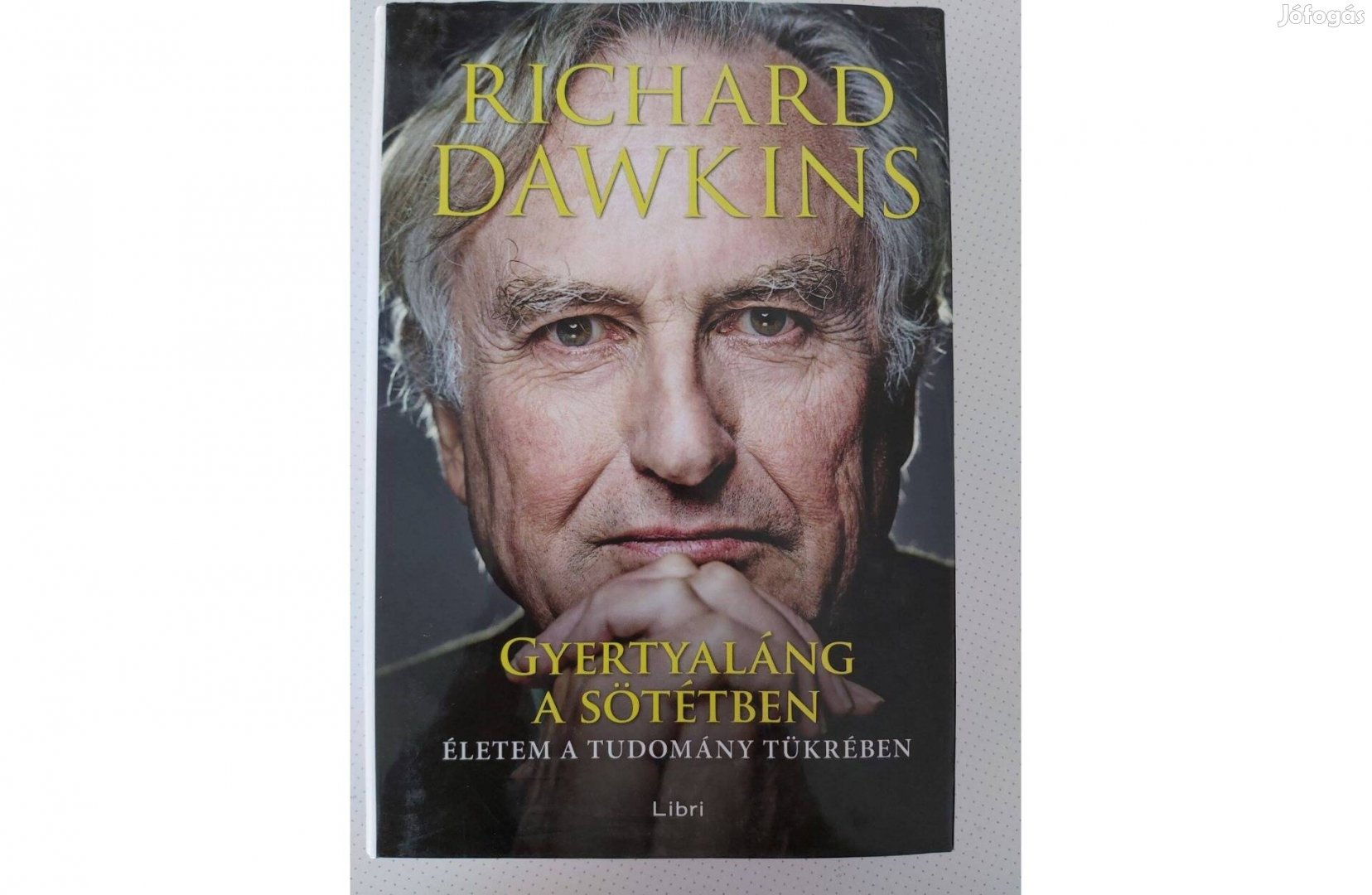 Richard Dawkins: Gyertyaláng a sötétben (Életem a tudomány tükrében)