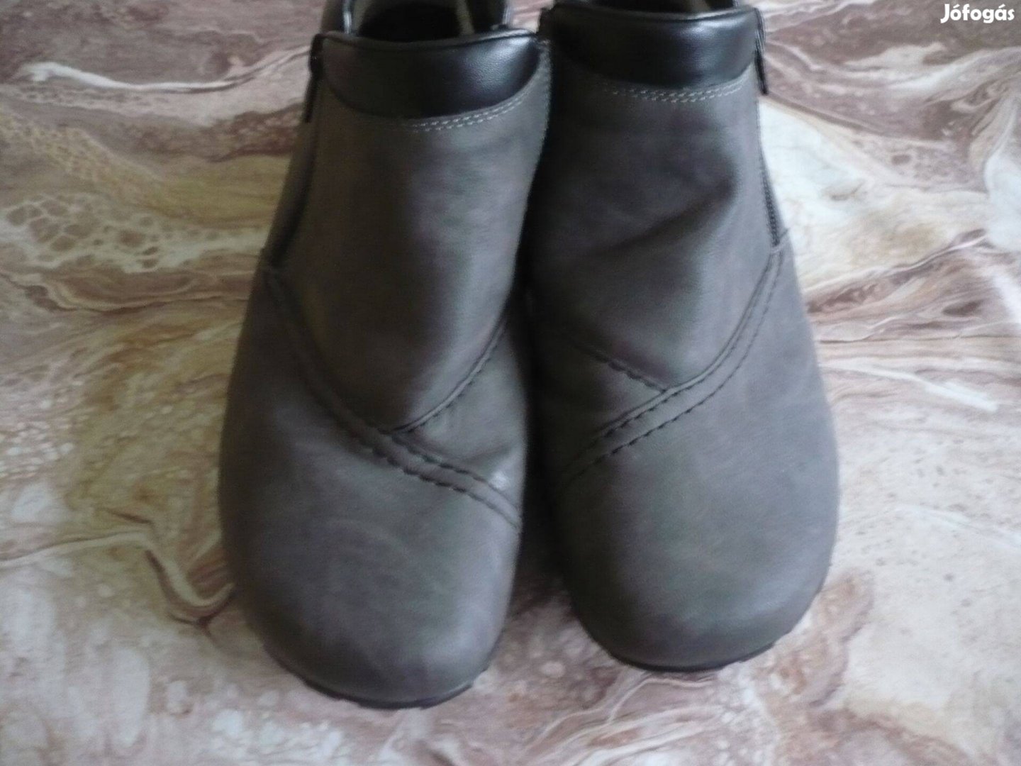 Rieker 42-es Nöi Bőr bélelt boka cipő