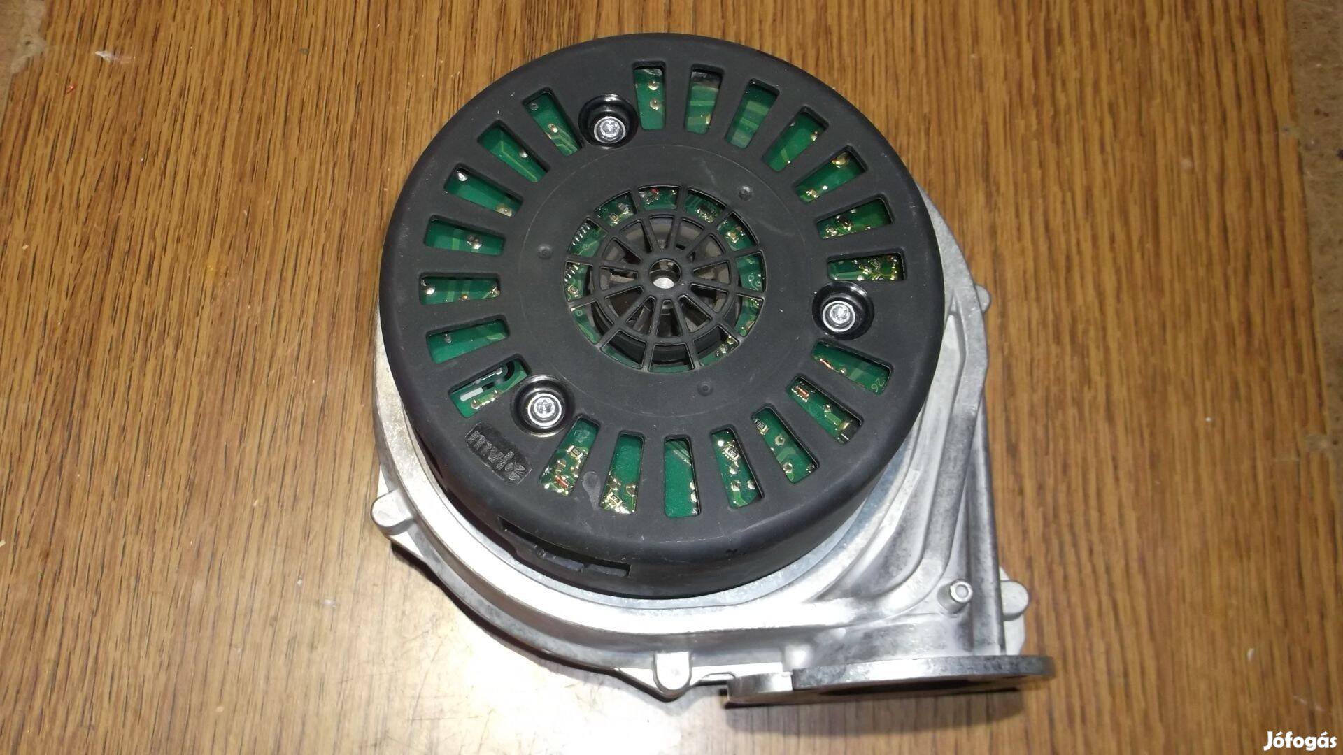 Riello más néven Beretta gázkazán turbó ventilátor