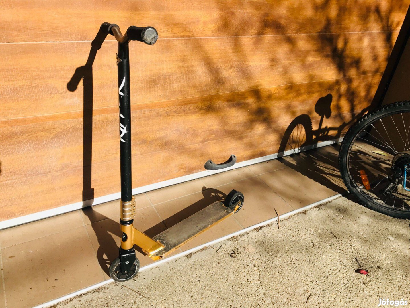Ripper Freestyle Roller Bloody Gold