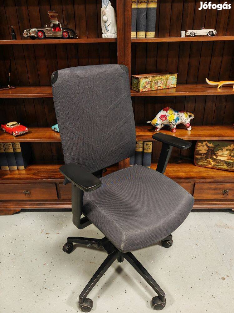 Ritka , újszerű , professzionális Sitland Leaf forgószék , ergonómikus