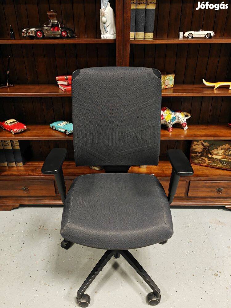 Ritka , újszerű , professzionális Sitland Leaf forgószék , ergonómikus