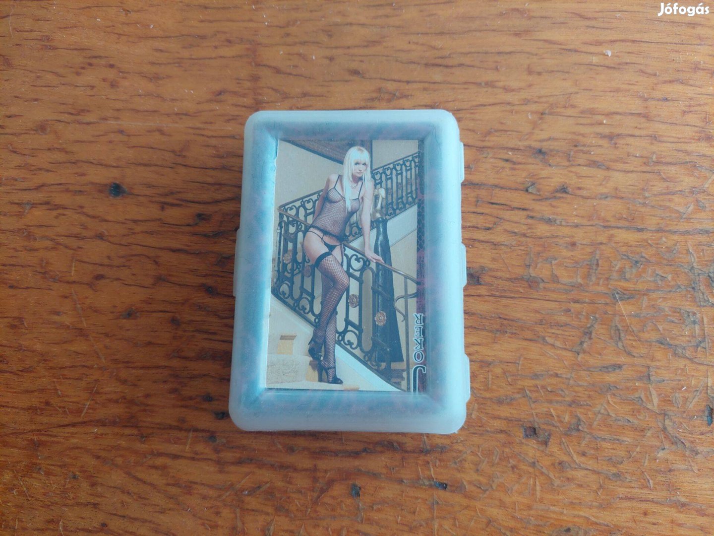 Ritka csajos franciakártya