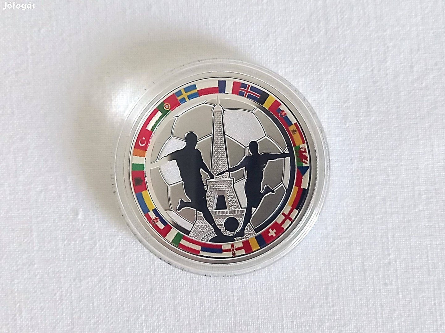Ritka ezüst érme a magyar zászlóval, labdarugó EB 2016, Niue