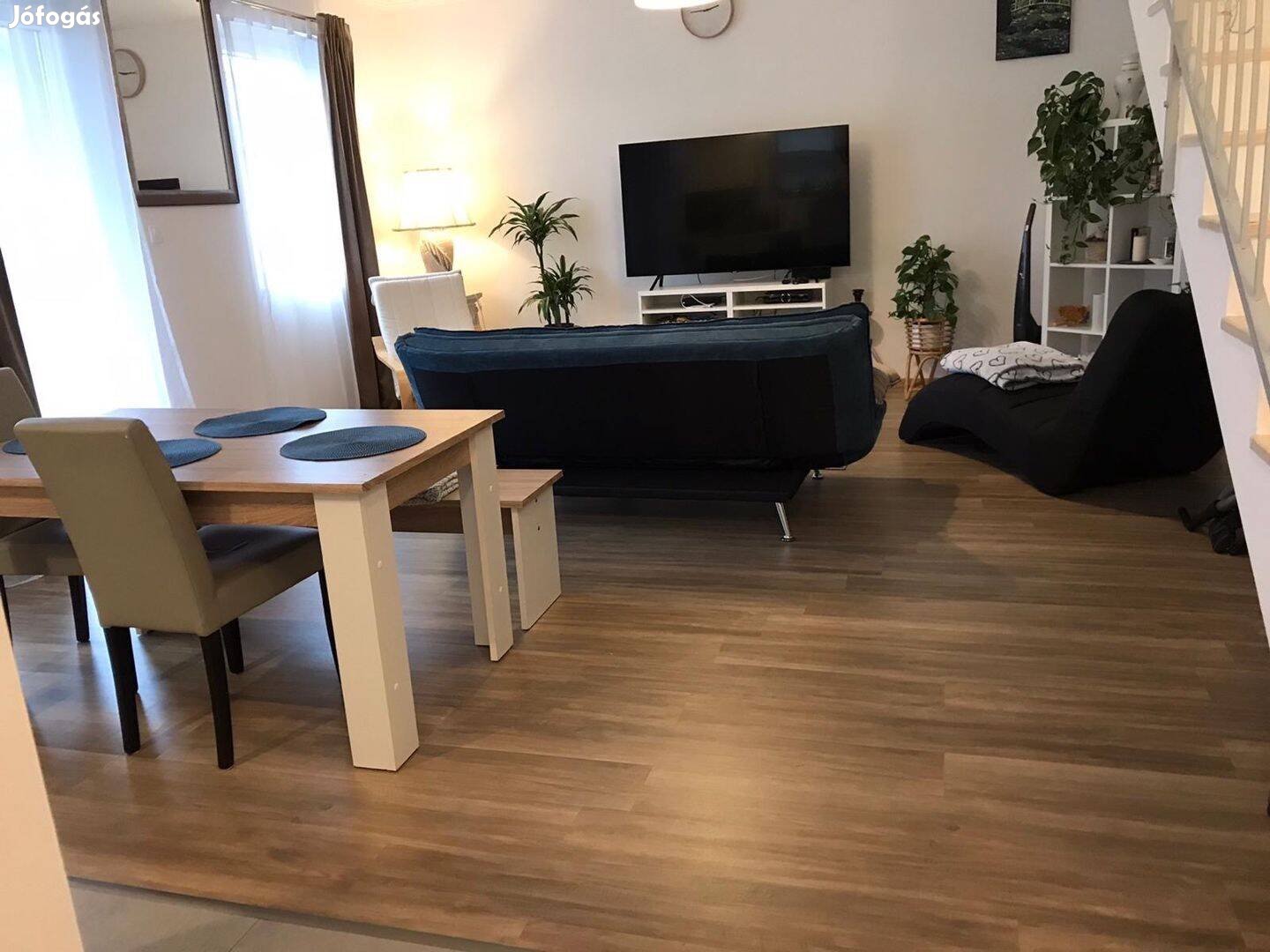 Ritka lehetőség! Kiváló elrendezésű tégla lakás a Csillaghegyen Eladó!