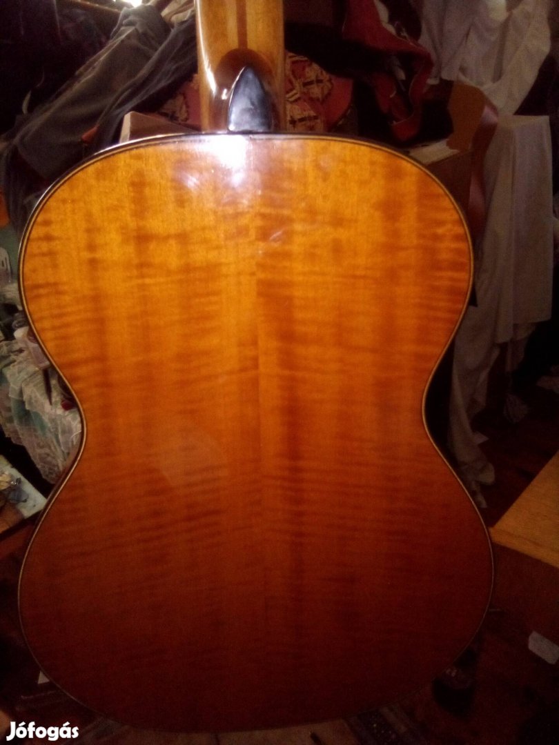Ritka telibe csíkos német jávor klasszikus gitár példány tokkal 