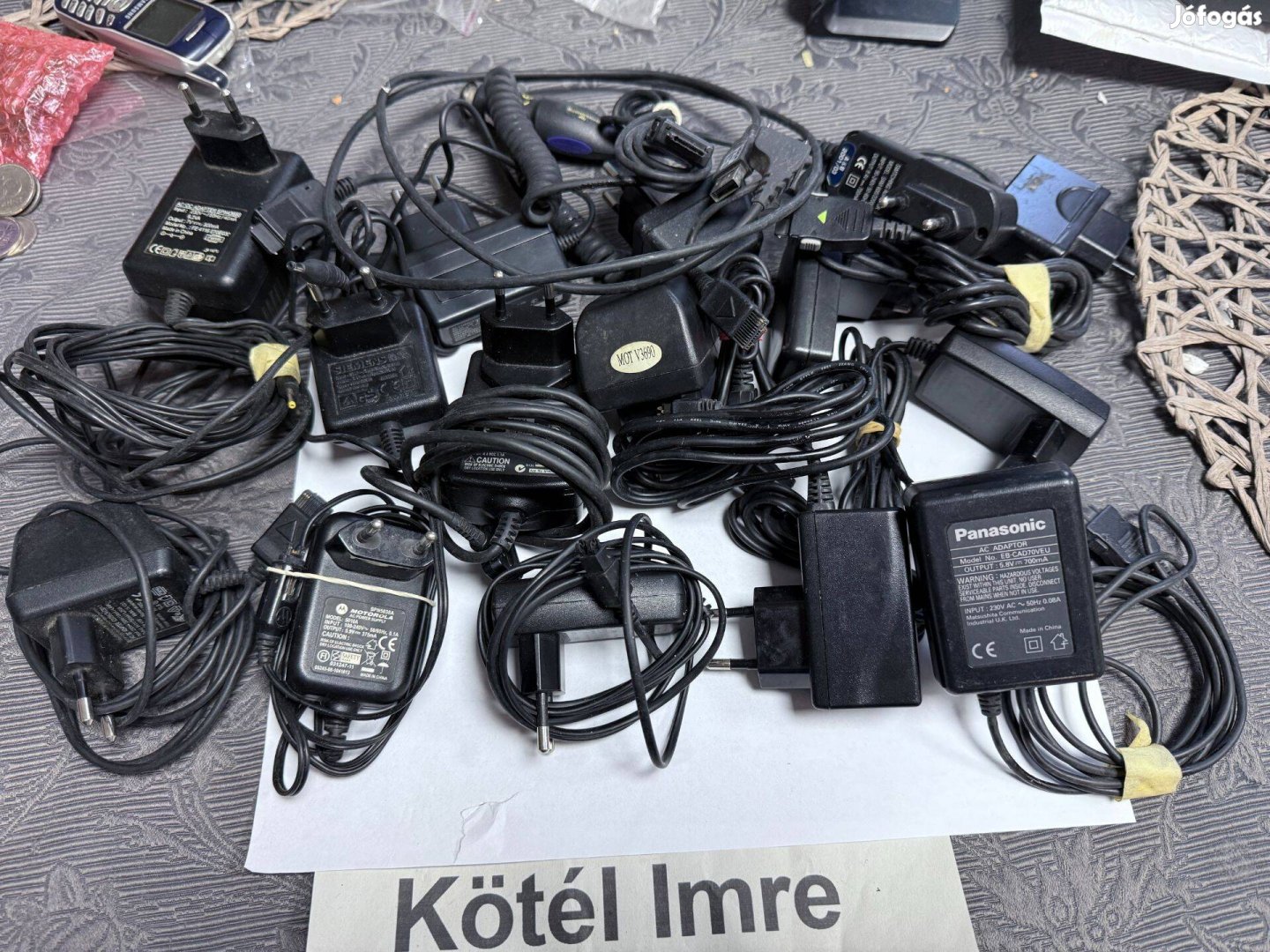 Ritka töltők. motorola startac ericsson panasonic stb. egyben 10 000ft