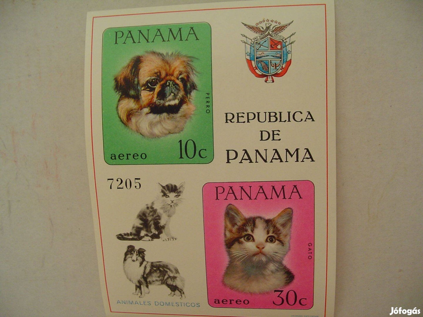 Ritka vágott kis sorszámú Panamai kutyás cicás blokk