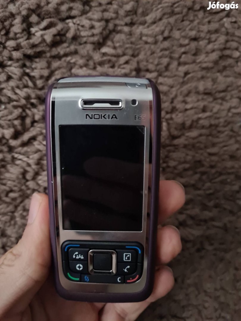 Ritkaság! Új Nokia E65 kártyafüggetlen telefon