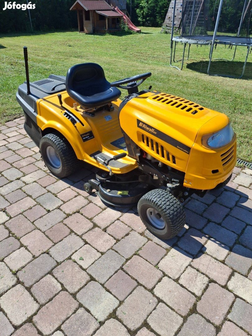 Riwall fűnyíró traktor