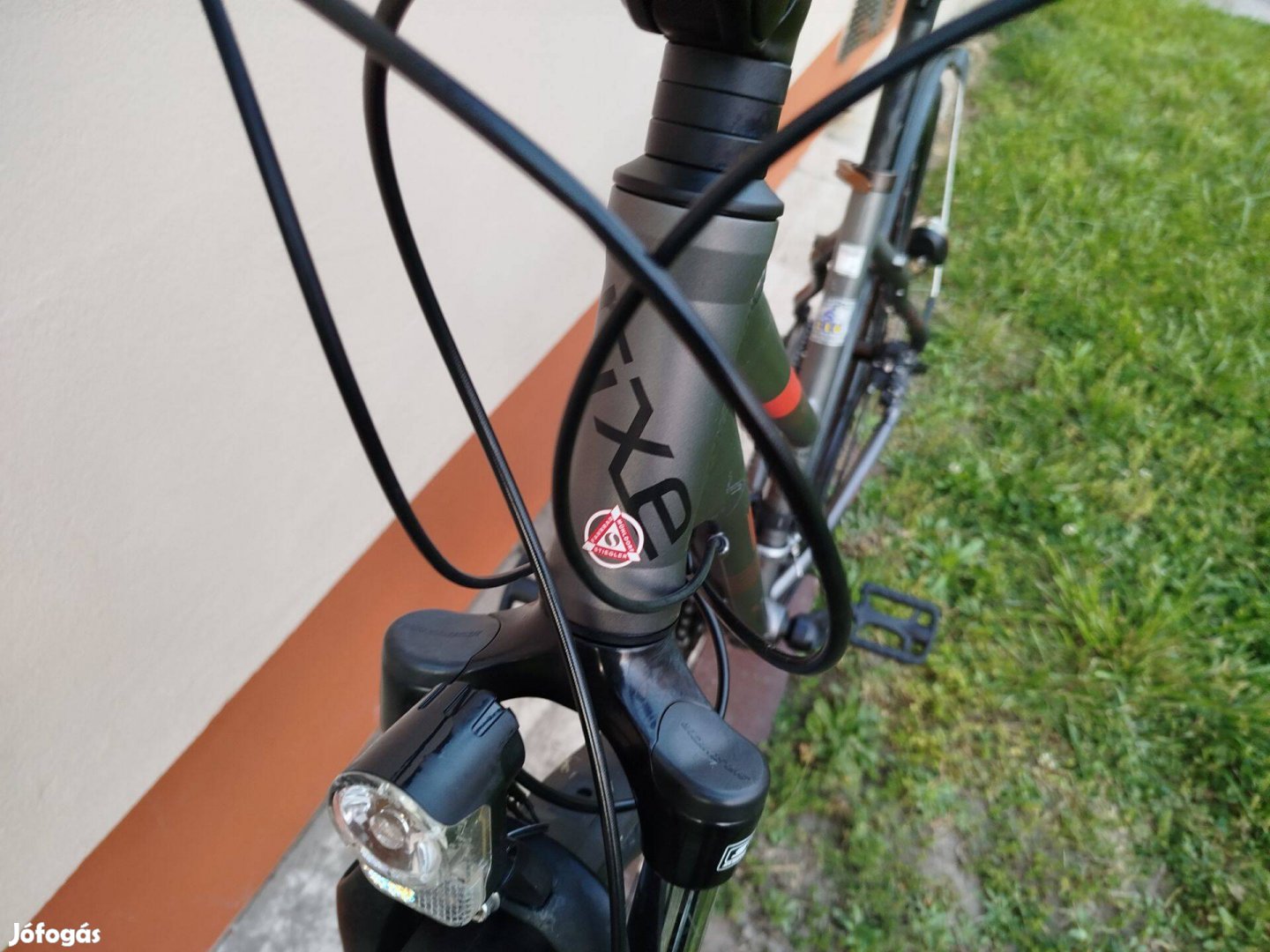 Rixe Cross Line, hydro tárcsafékes, agydinamós kerékpár