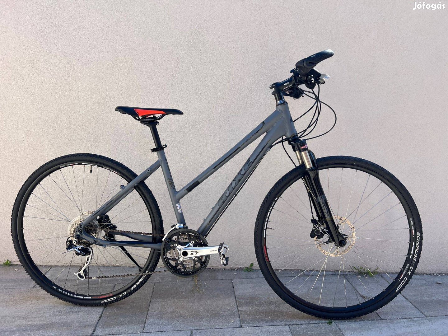 Rixe Cross XC 10.0 prémium felszereltségű crosstrekking kerékpár