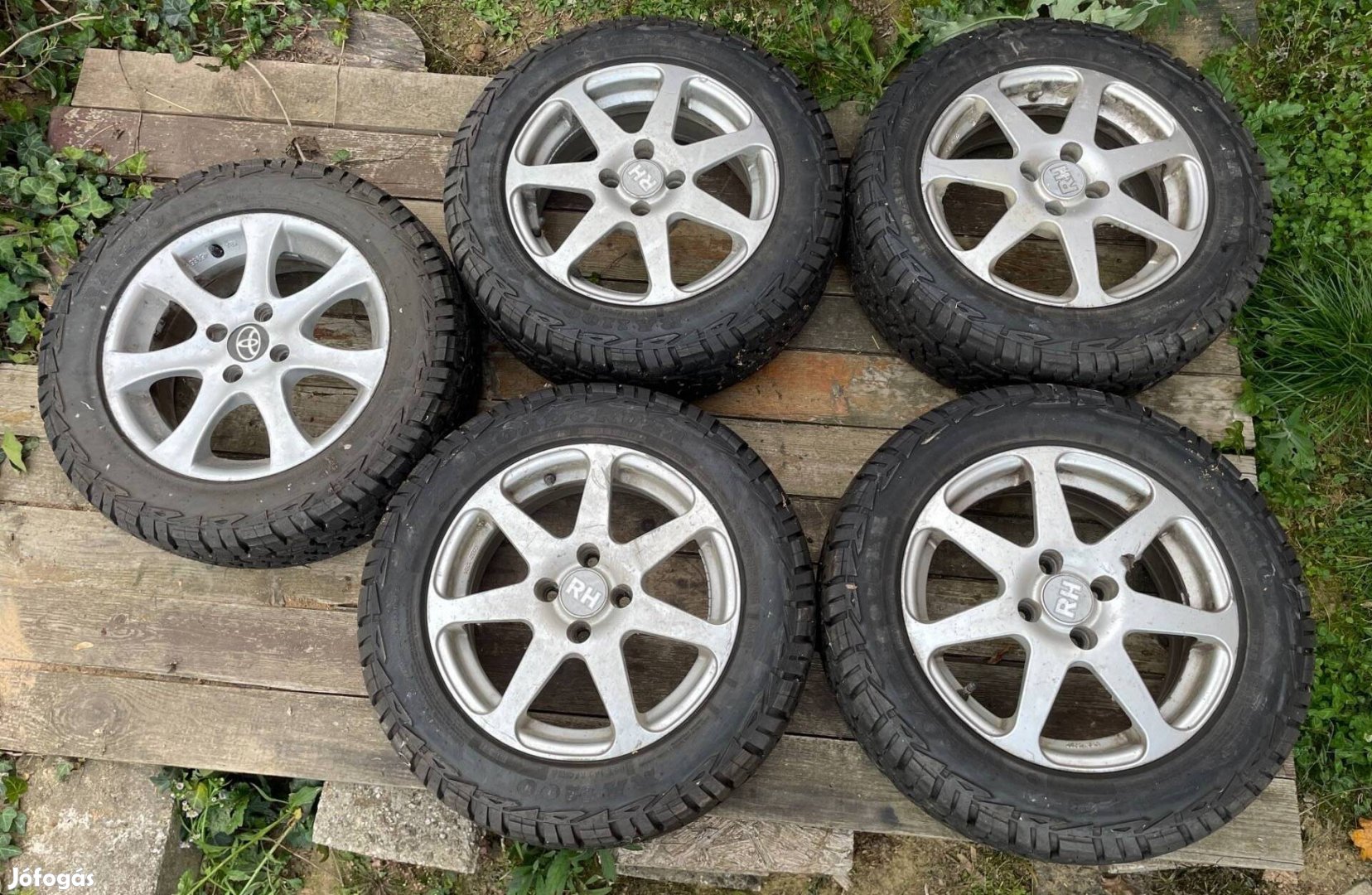 Roadcruza RA1100 205/60 R15 terepgumik