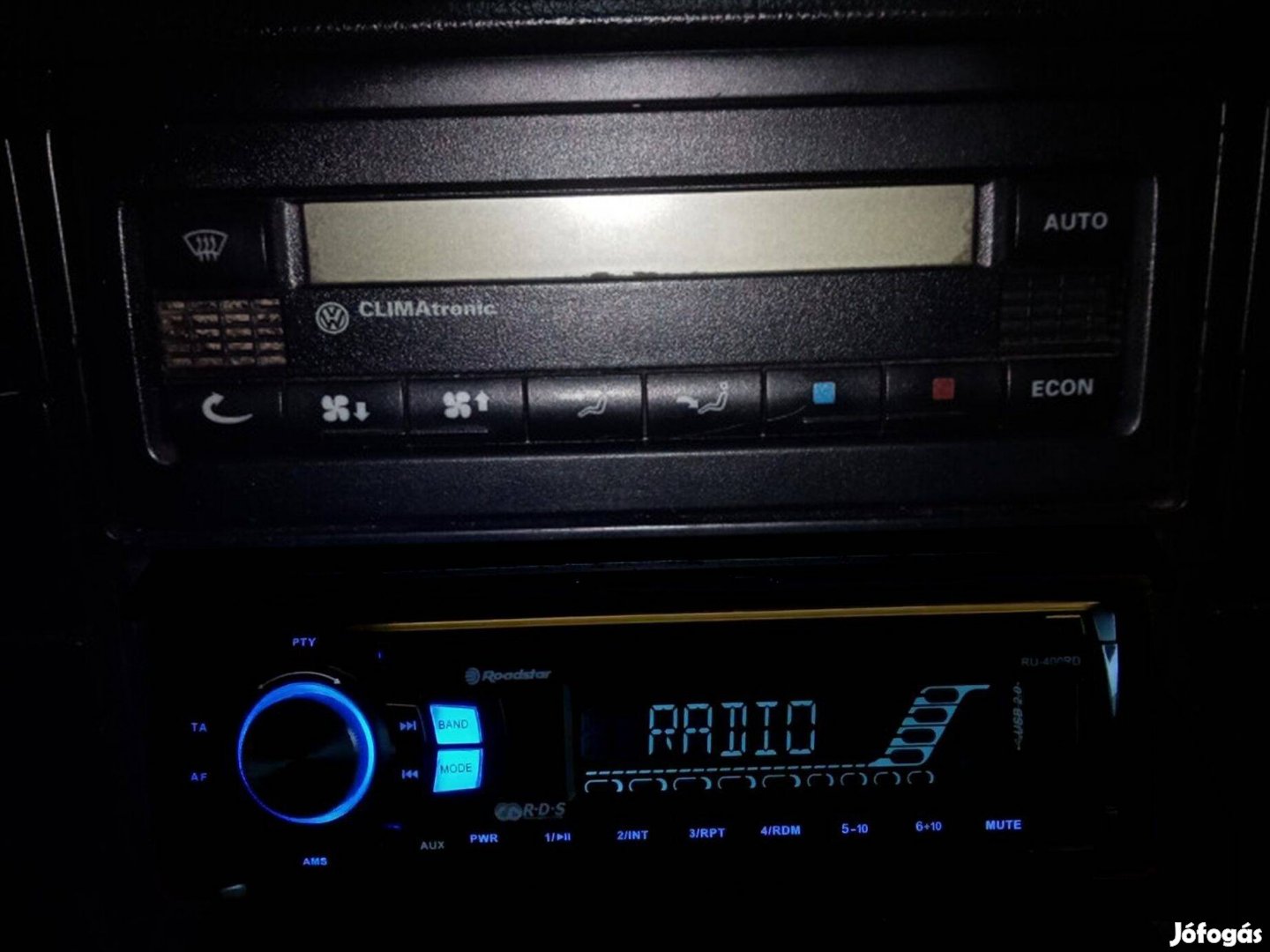Roadstar RU400RD MP3 CD-s autórádió, USB pendrive, SD-kártya lejátszó