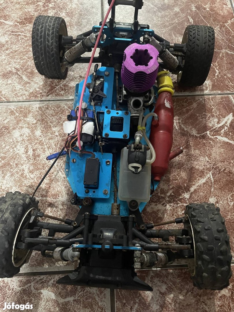Robbanómotoros RC autó 