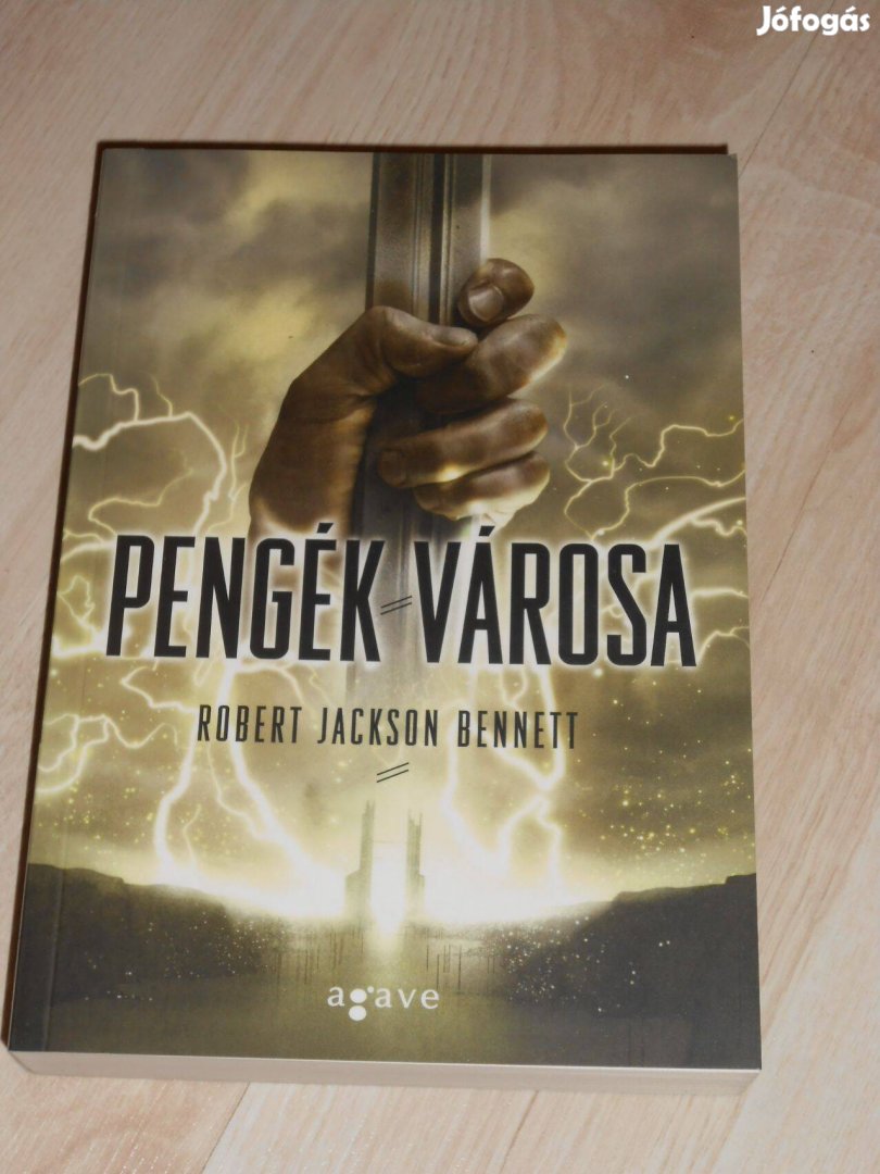 Robert Jackson Bennett: Pengék városa