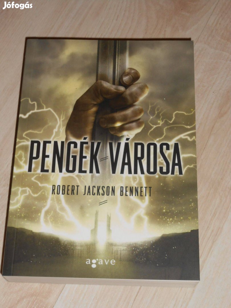 Robert Jackson Bennett: Pengék városa Új!