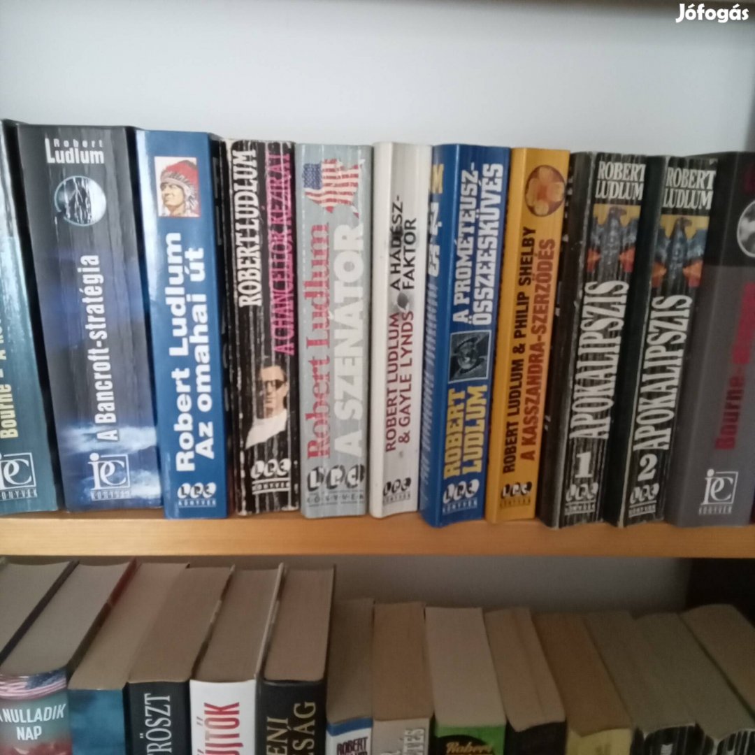 Robert Ludlum 33 db-os könyvcsomag
