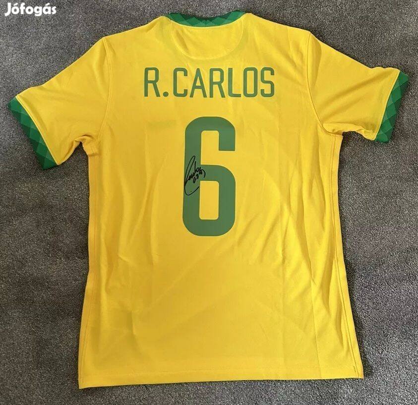 Roberto Carlos dedikált brazil válogatott mez