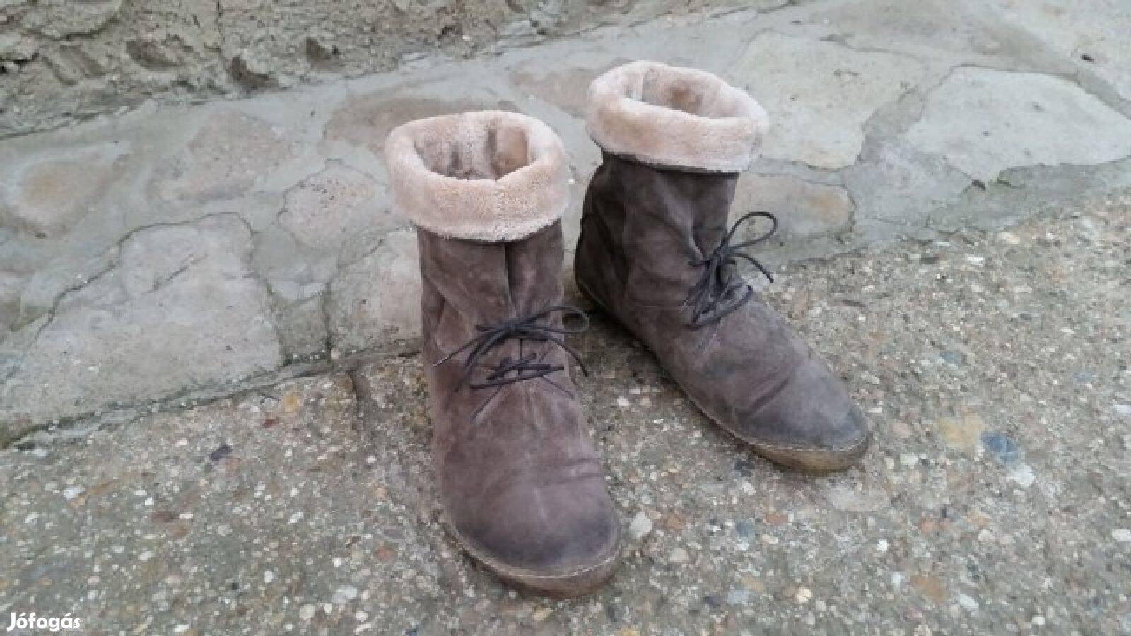 Roberto Santi barna női bundás velúr bőrcsizma bocskor 40-es