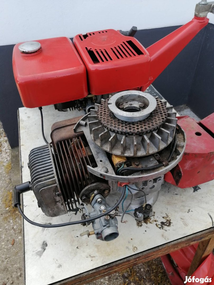 Robi 151 Rotációs kapa motor