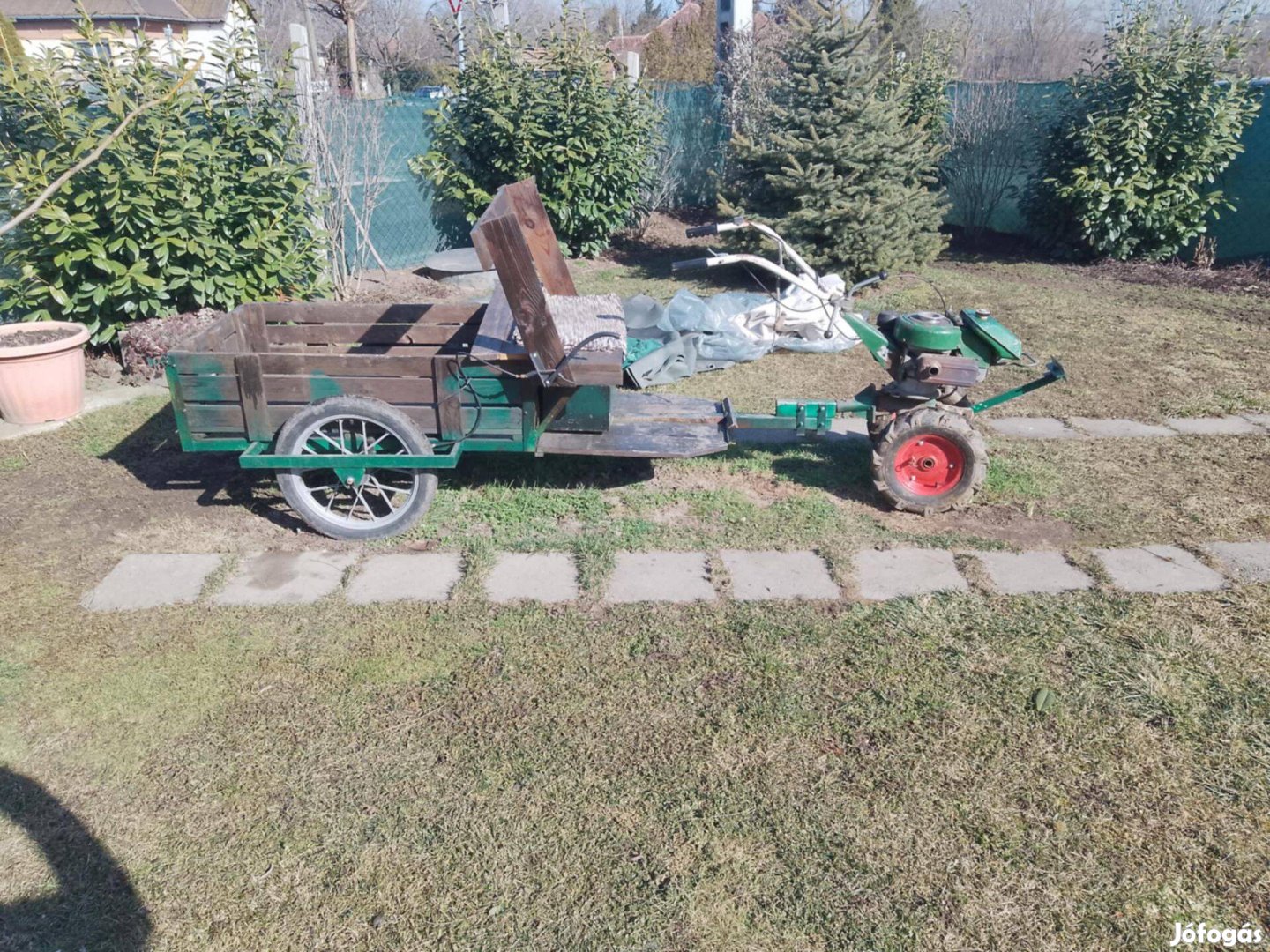 Robi 151 pótkocsival és sok kiegészítóvel