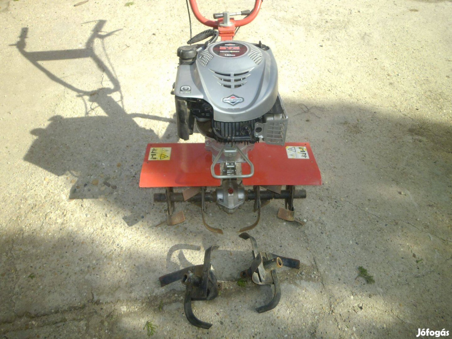 Robi-156 DM motoros kapa, rotációs kapa