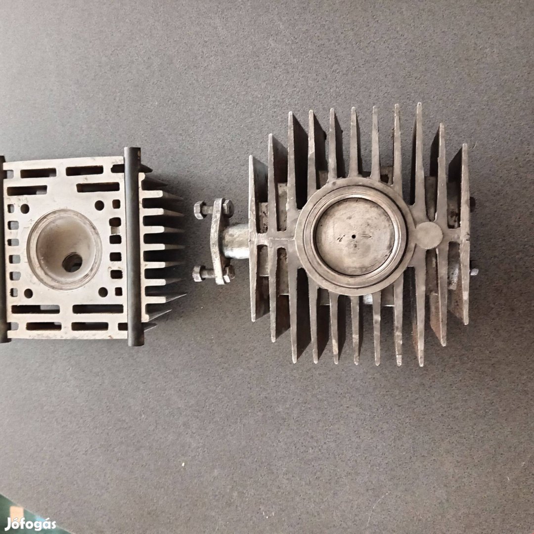 Robi 55 Henger és hengerfej jó állapotban eladó!