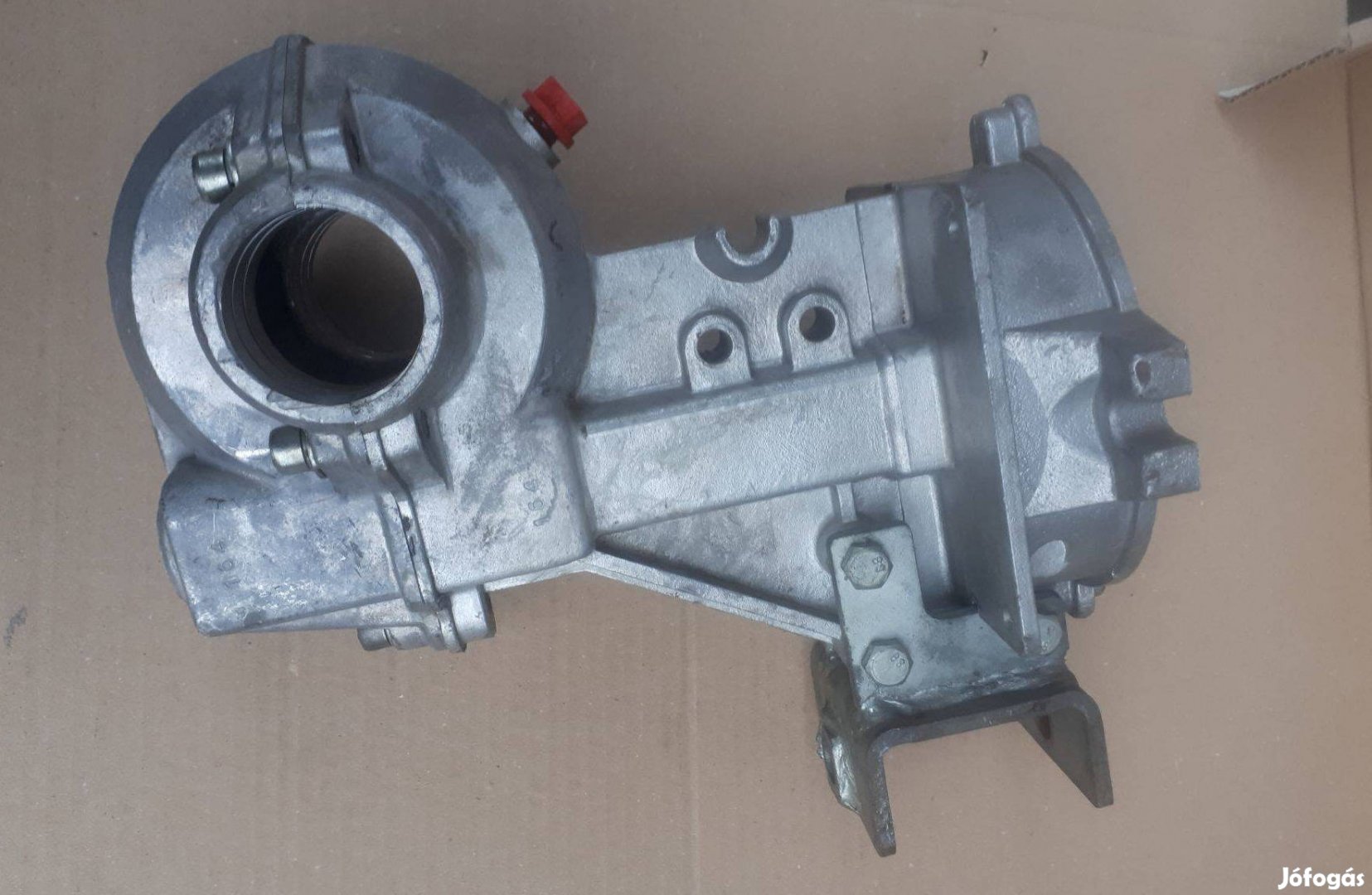 Robi 56,55,106 hajtóműház Vonófejjel új eladó !