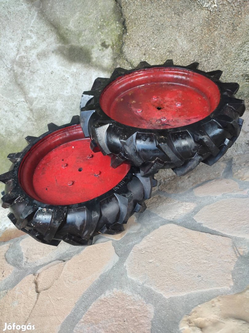 Robi kapálógép fém kerekek 3.50-8 méret - tömör gumival